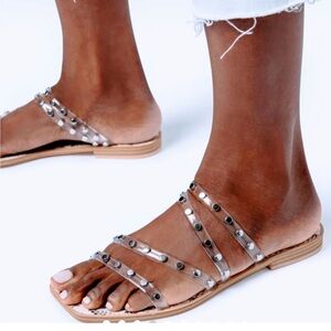 DOLCE VITA Sz 8.5 Izabel Clear Studded Slide Sandals Originally $100